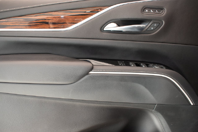 Used 2024 Cadillac Escalade Premium Luxury w/ LPO, Floor Liner Package AWD/4WD image 25