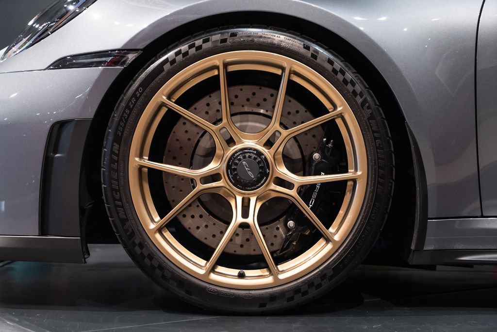 Used 2026 Porsche 911 GT3 RWD image 12