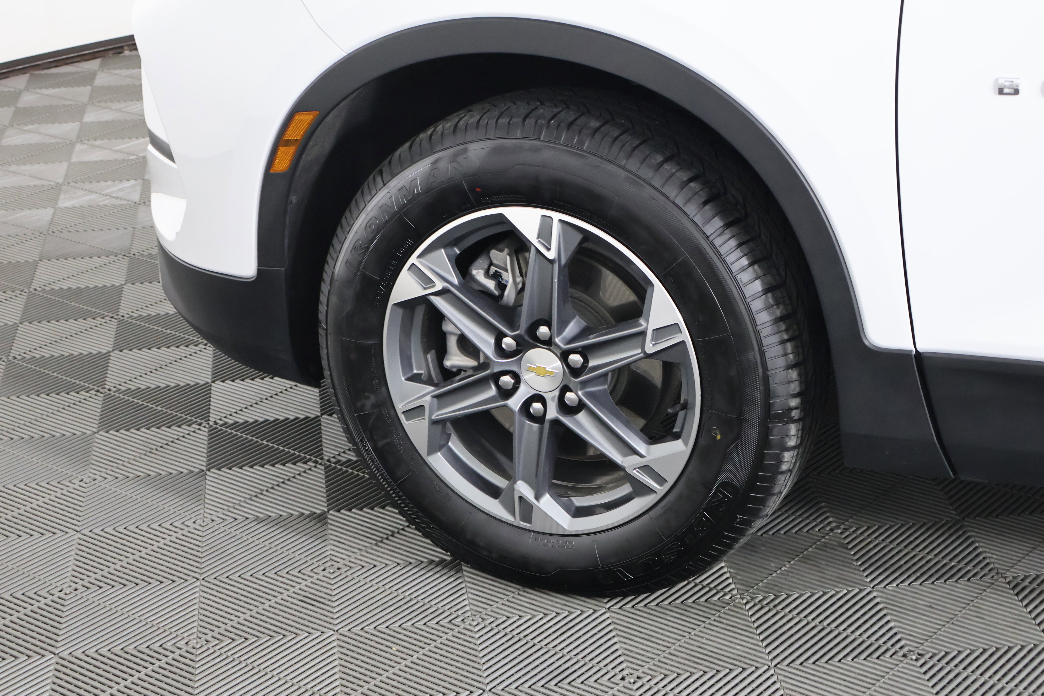 Used 2025 Chevrolet Blazer LT image 51