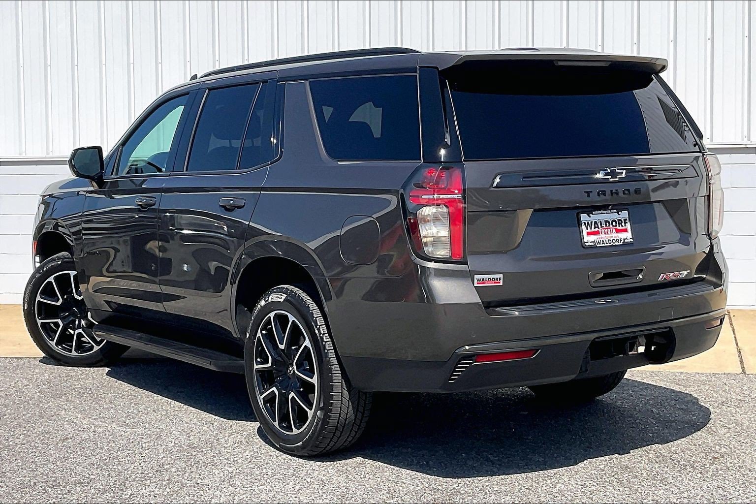 Used 2021 Chevrolet Tahoe RST AWD/4WD image 15