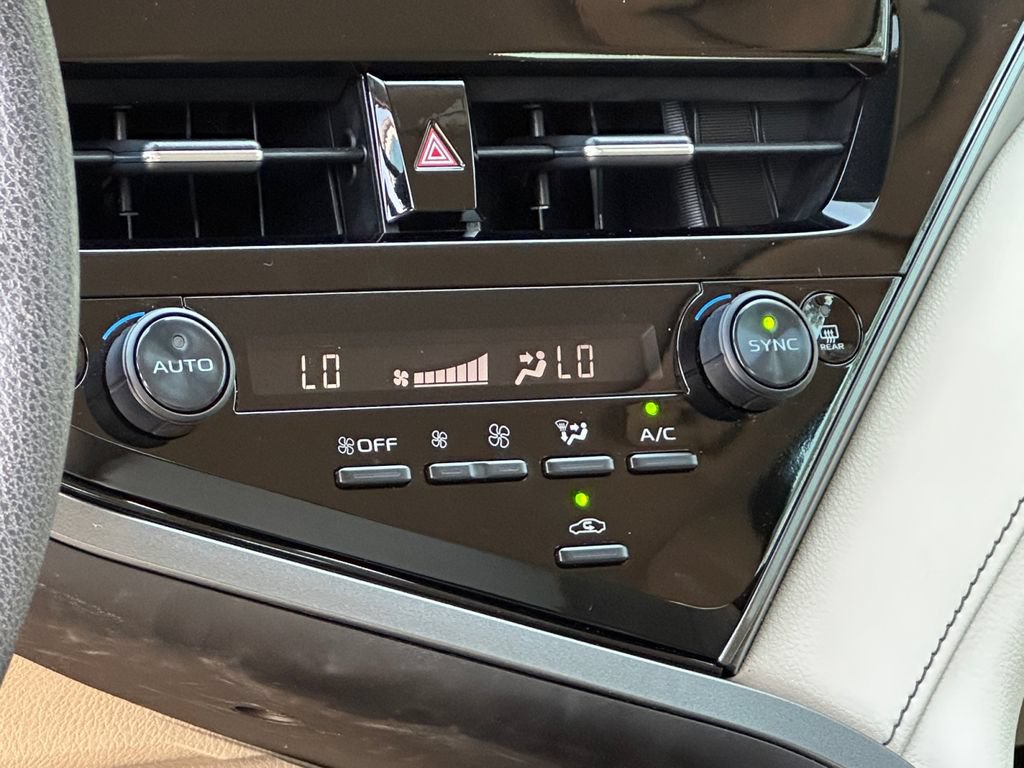 Used 2023 Toyota Camry LE FWD image 16