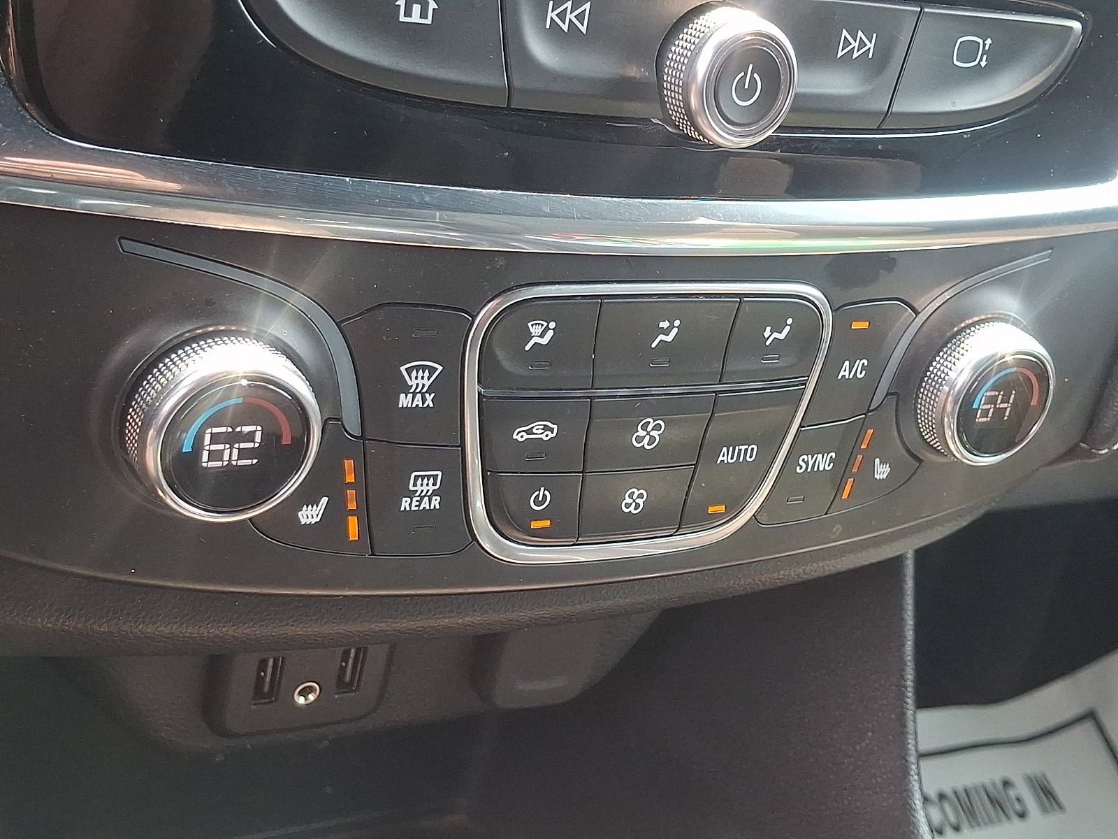 Certified 2023 Chevrolet Traverse LT AWD/4WD image 16