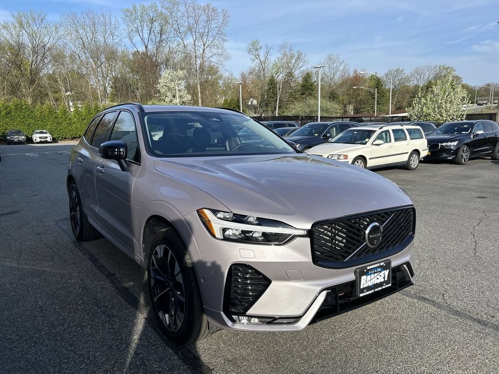 New 2026 Volvo XC60 B5 Plus w/ Climate Package AWD/4WD image 2