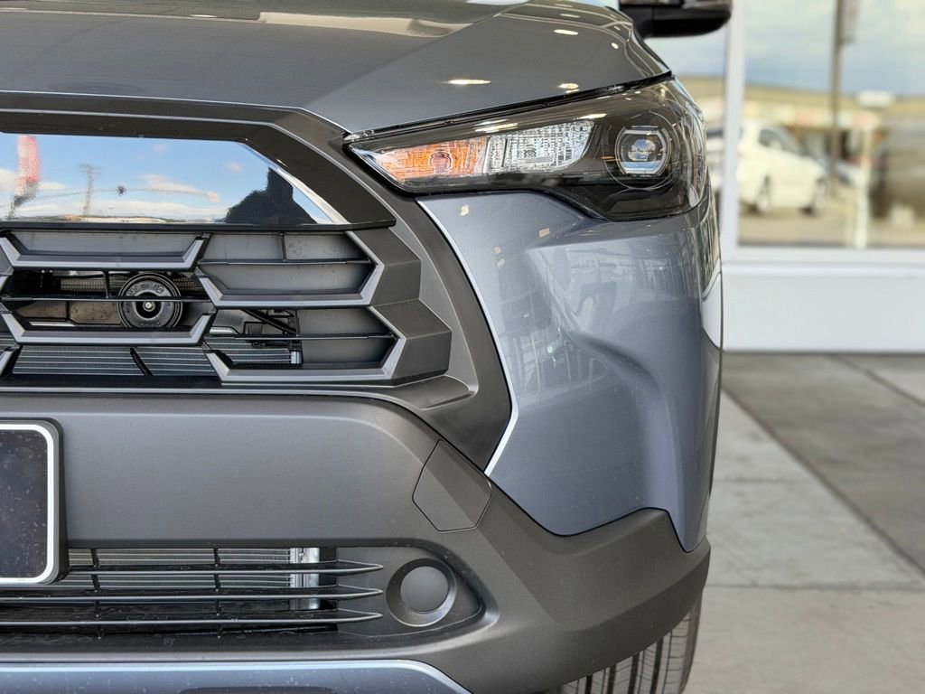 New 2026 Toyota Corolla Cross LE FWD image 5