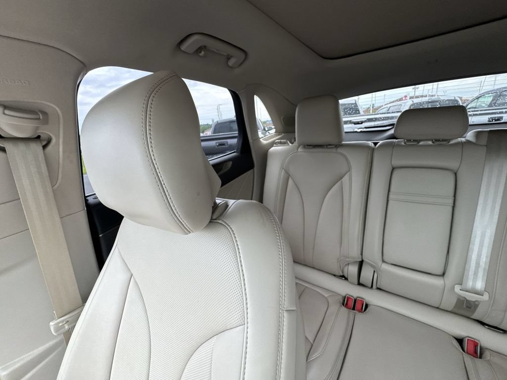Used 2019 Lincoln MKC Reserve AWD/4WD image 12
