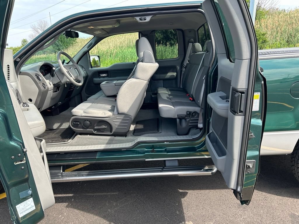 Used 2008 Ford F150 XLT AWD/4WD image 16