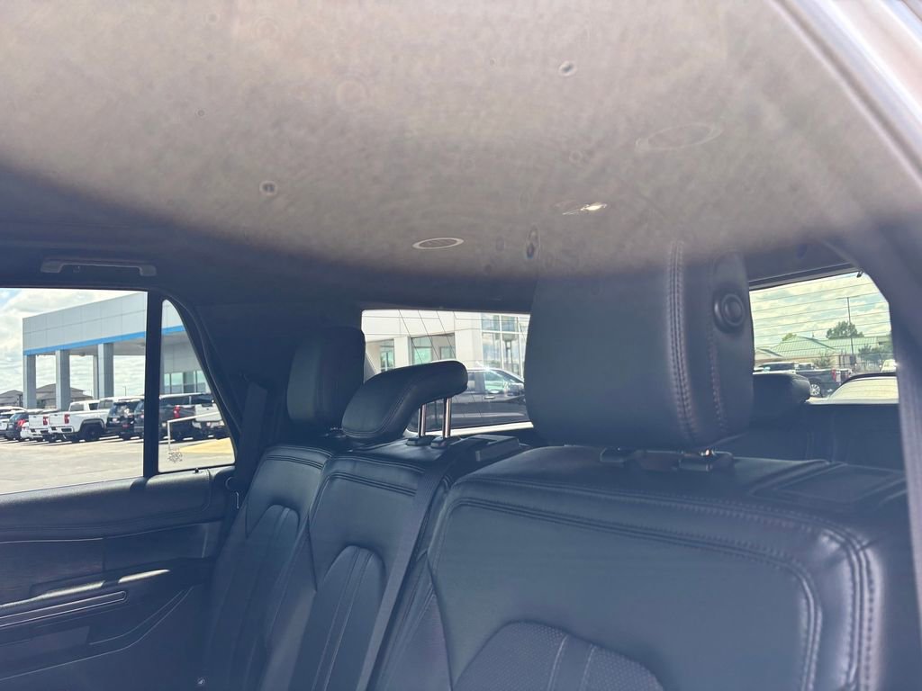 Used 2020 Ford Expedition Limited w/ Equipment Group 301A RWD image 30