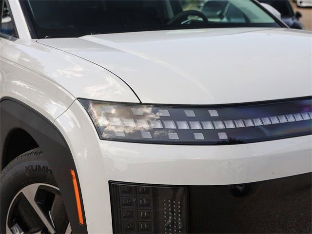 New 2026 Hyundai Ioniq 9 S image 2