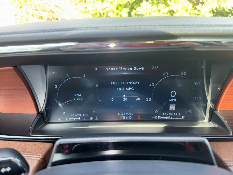 Used 2022 Lincoln Navigator Reserve image 11