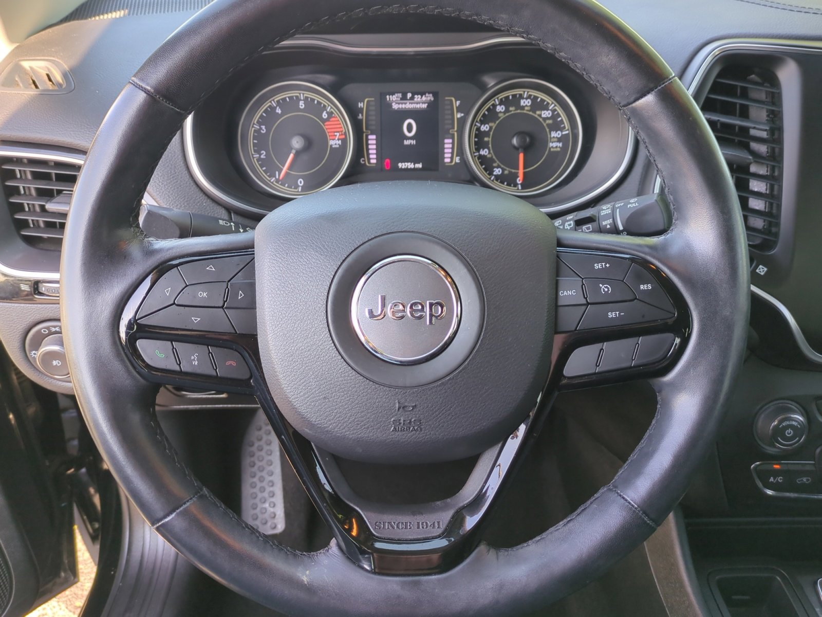 Used 2021 Jeep Cherokee Latitude Plus image 9