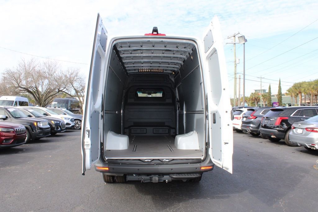 New 2025 Mercedes-Benz Sprinter 4500 image 33