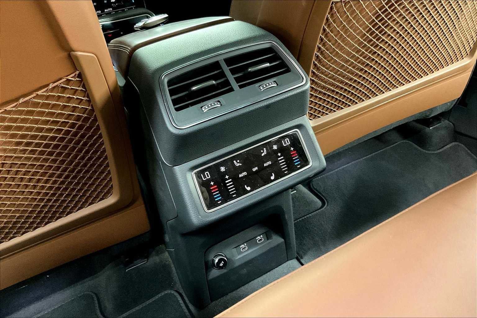 Certified 2021 Audi e-tron Prestige w/ Prestige Package image 35