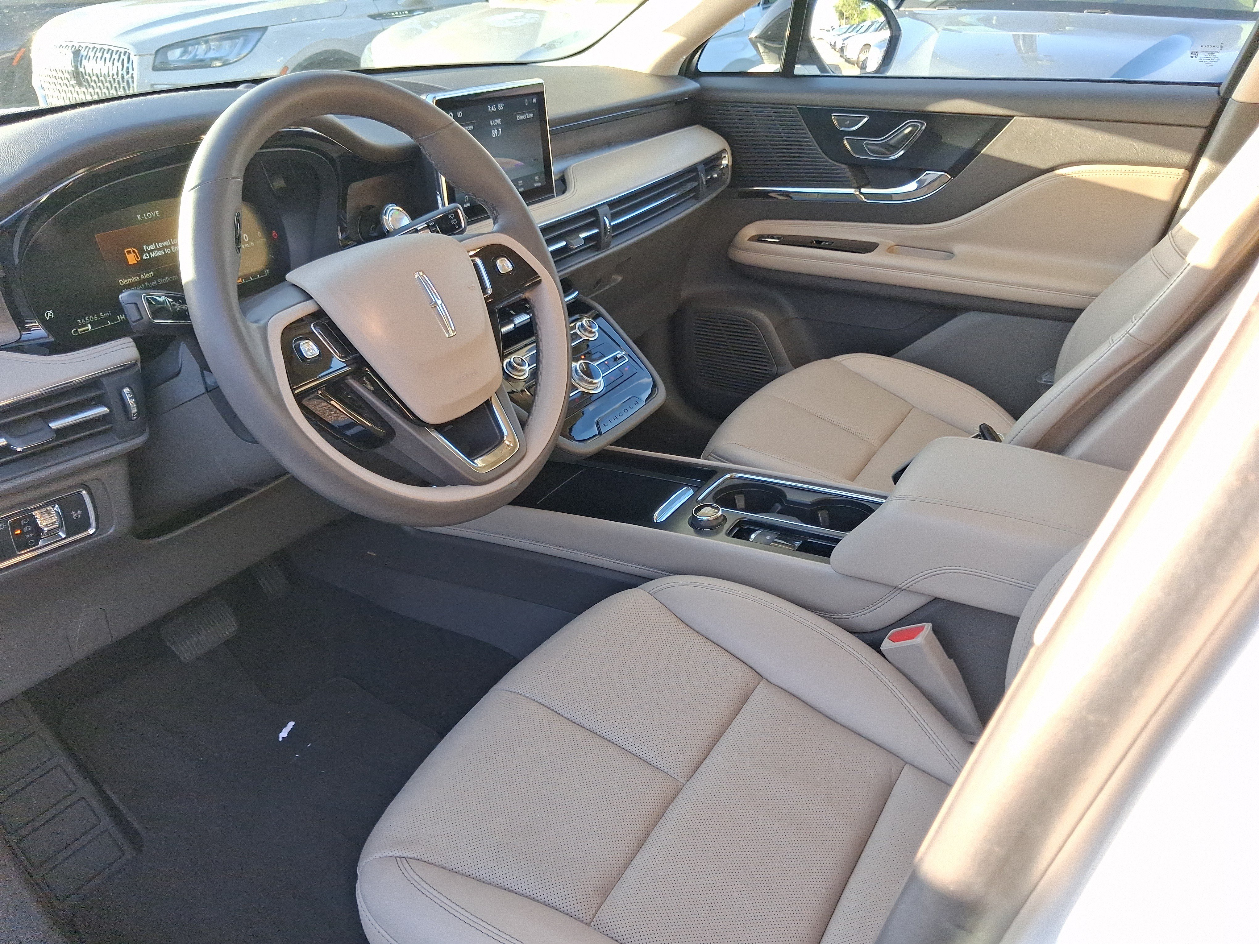 Certified 2022 Lincoln Corsair Reserve FWD image 11