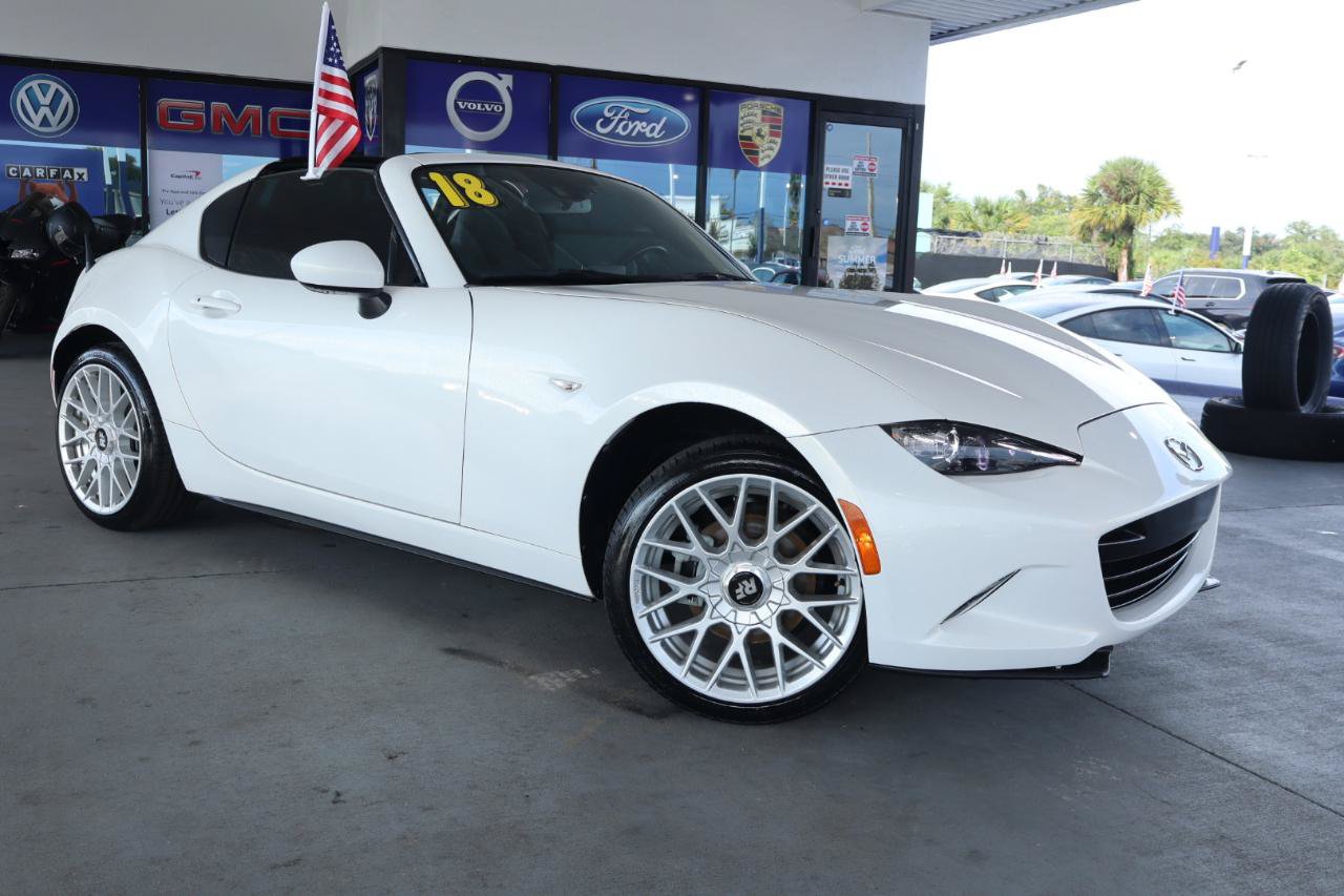 Used 2017 MAZDA MX-5 Miata RF Grand Touring RWD image 3