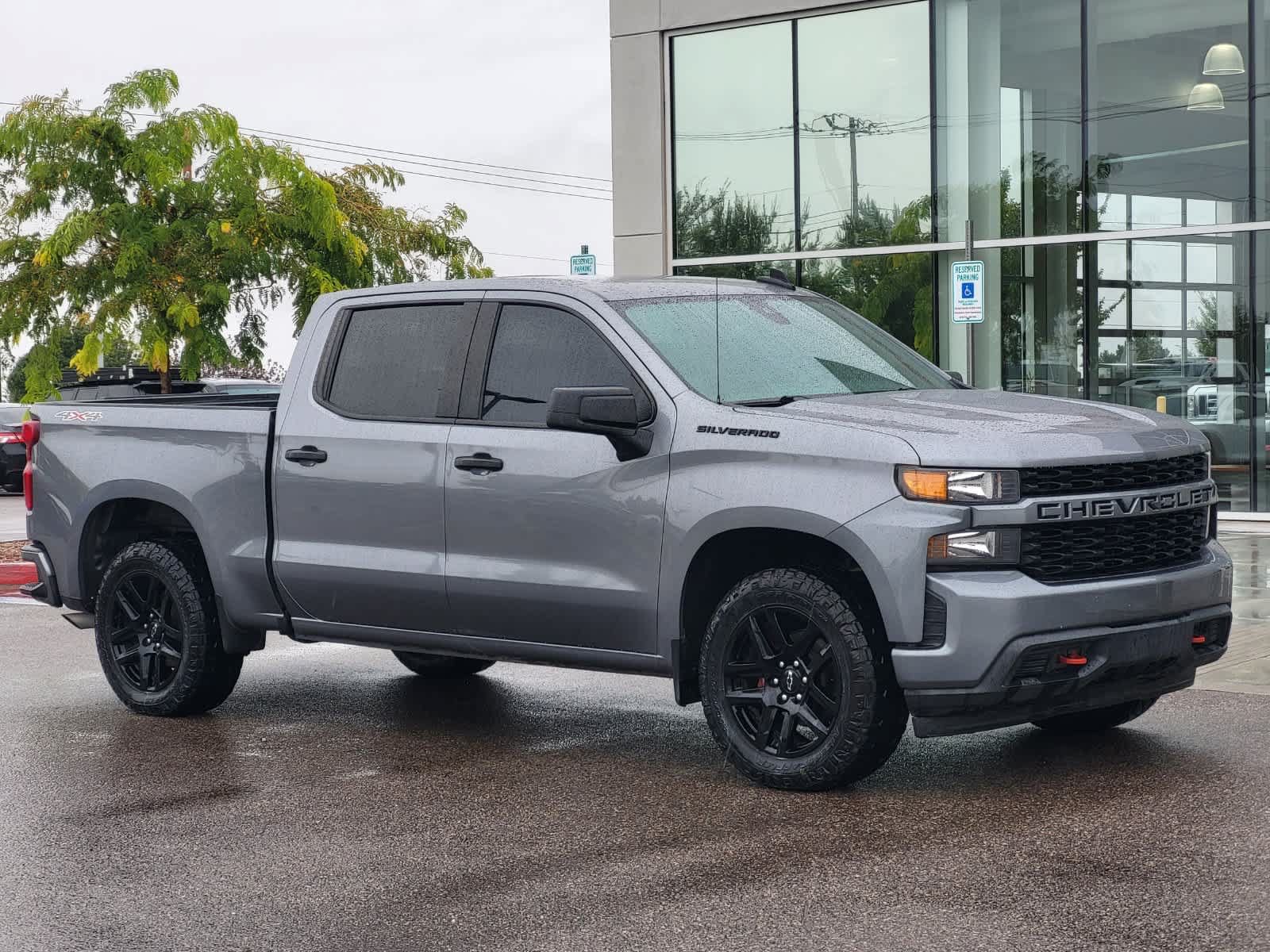 Used 2022 Chevrolet Silverado 1500 Custom w/ LPO, Blackout Package AWD/4WD image 3