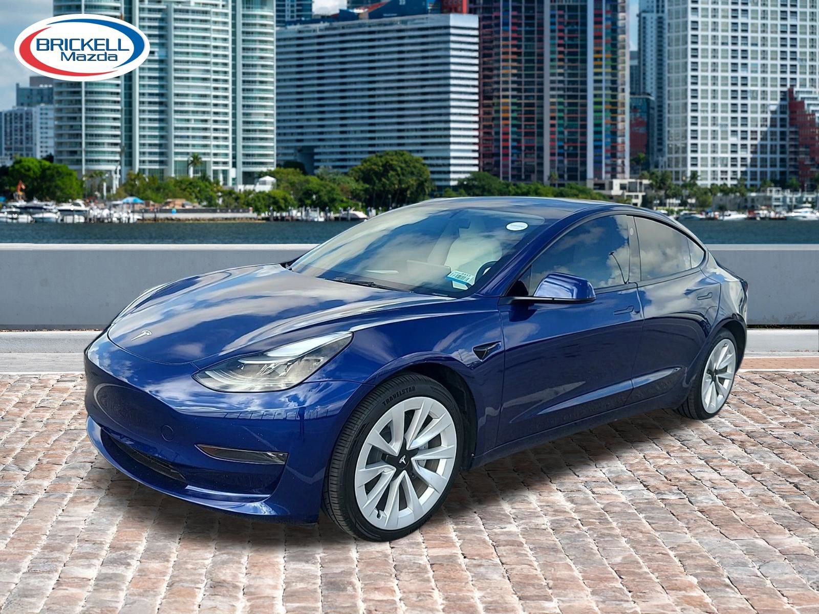 Used 2023 Tesla Model 3 Standard Range image 1