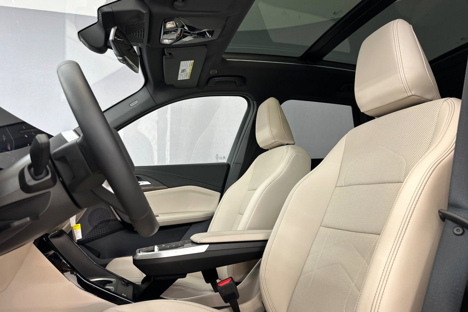 Used 2025 BMW X1 xDrive28i w/ Technology Package image 5