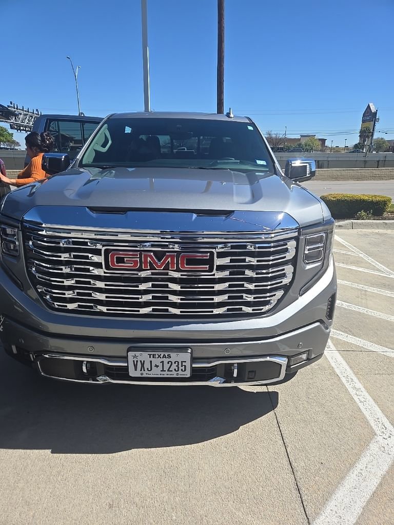 Used 2024 GMC Sierra 1500 Denali w/ Denali Reserve Package image 3