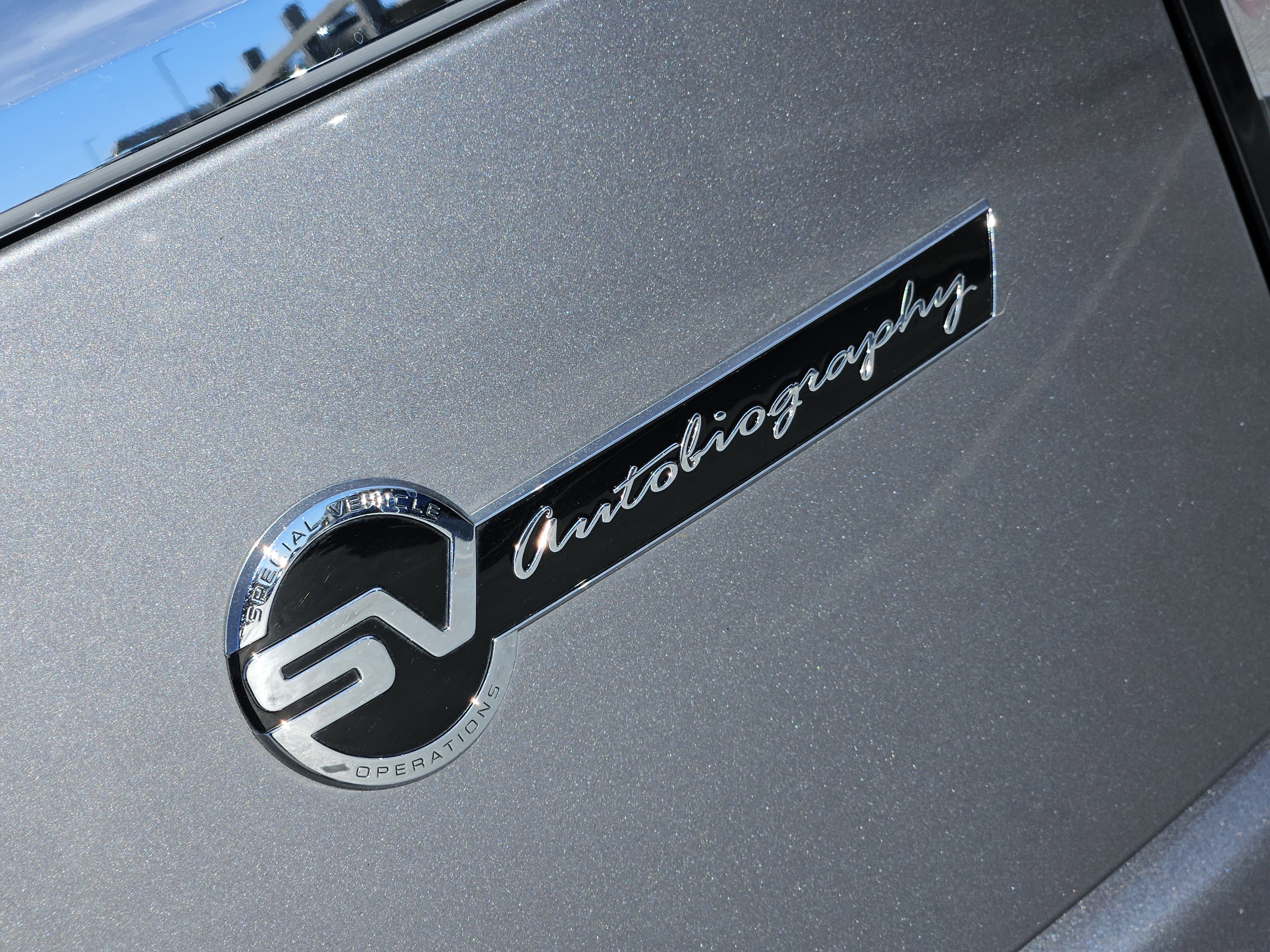 Used 2021 Land Rover Range Rover LWB SV Autobiography image 14