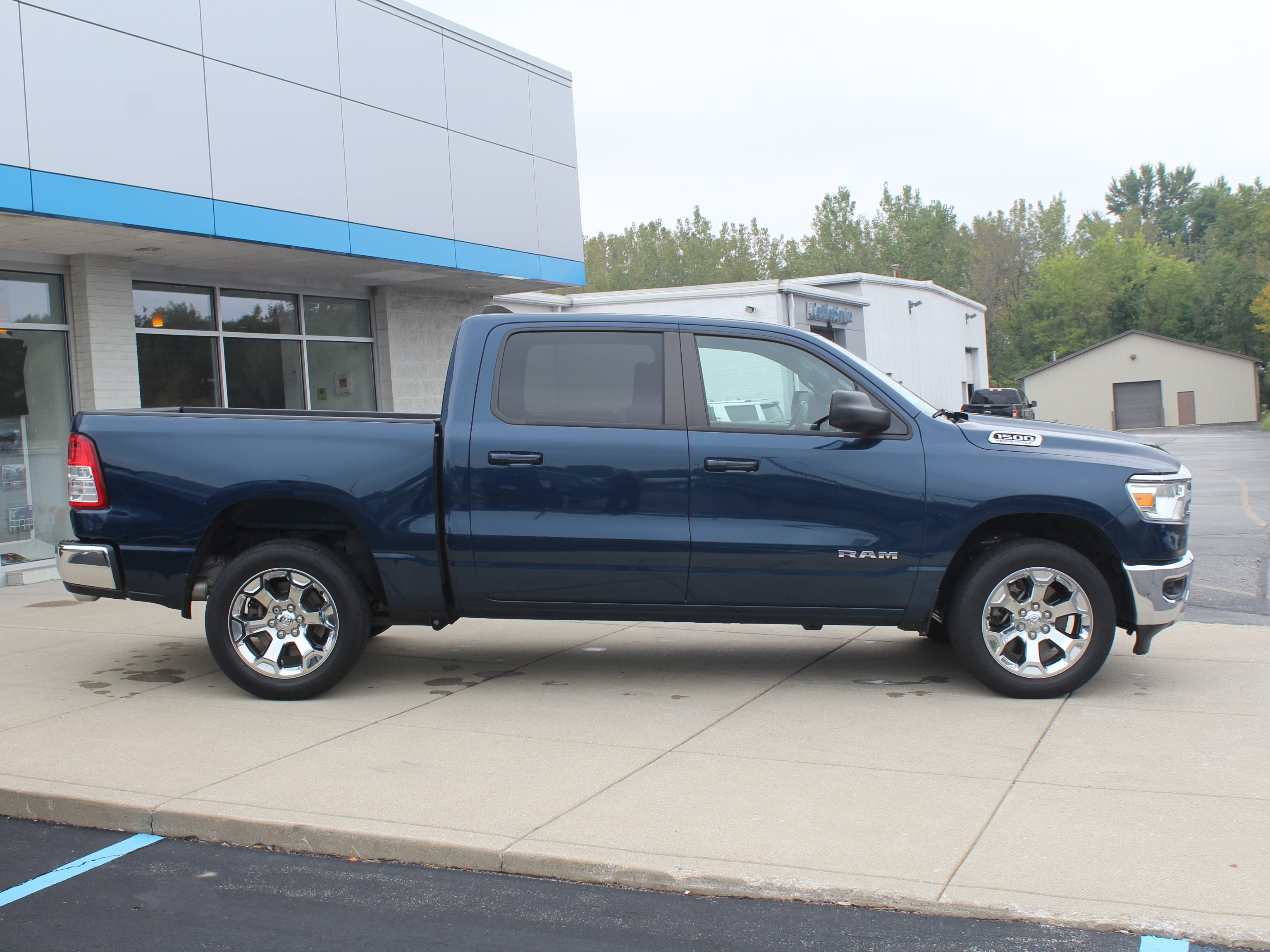 Used 2022 RAM 1500 Big Horn AWD/4WD image 6