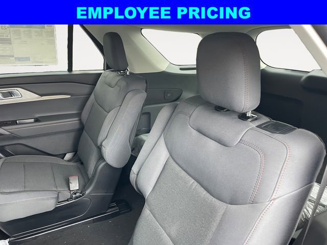 New 2026 Ford Explorer Active AWD/4WD image 13