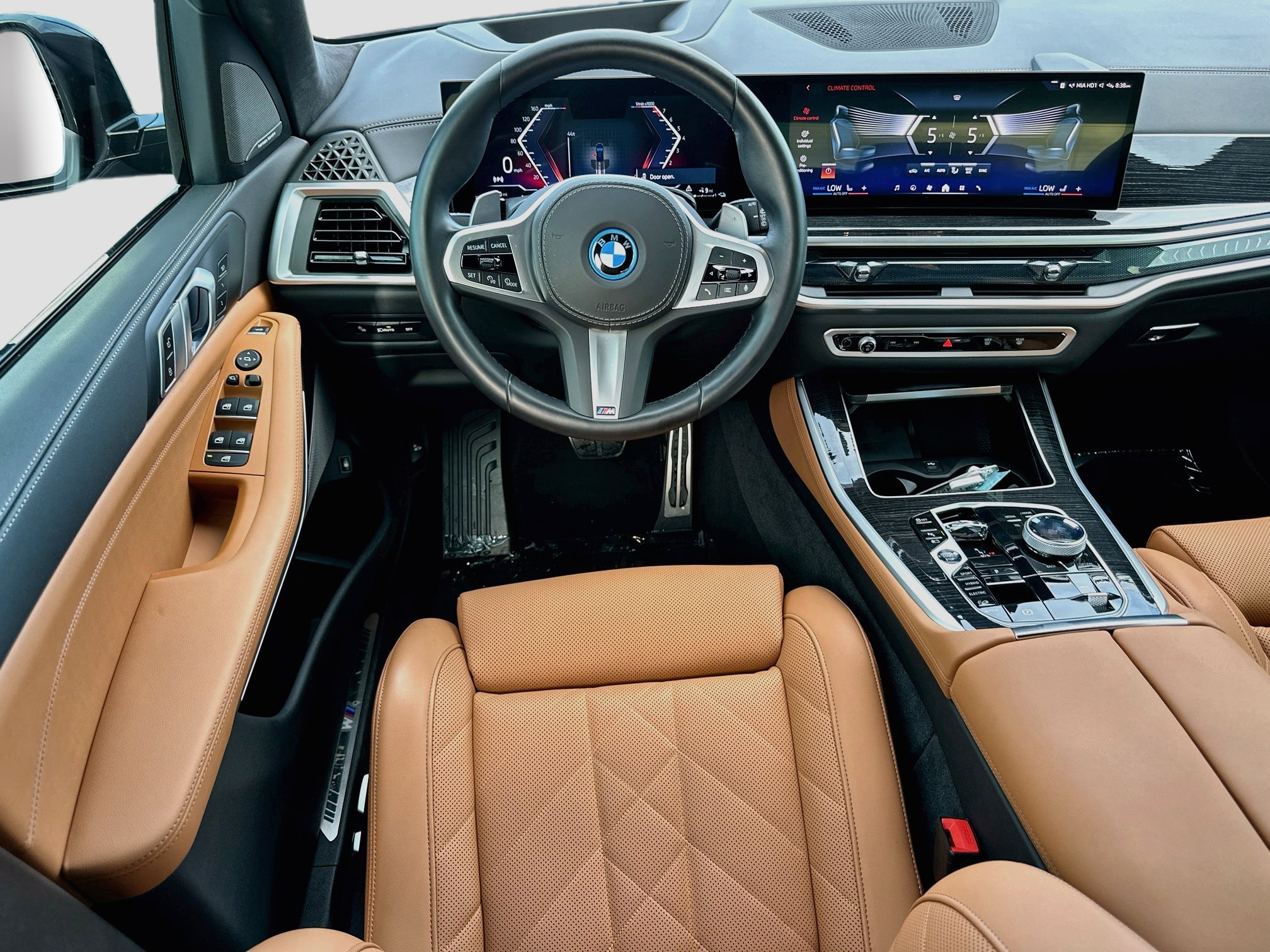 Certified 2025 BMW X5 xDrive50e w/ Executive Package AWD/4WD image 24