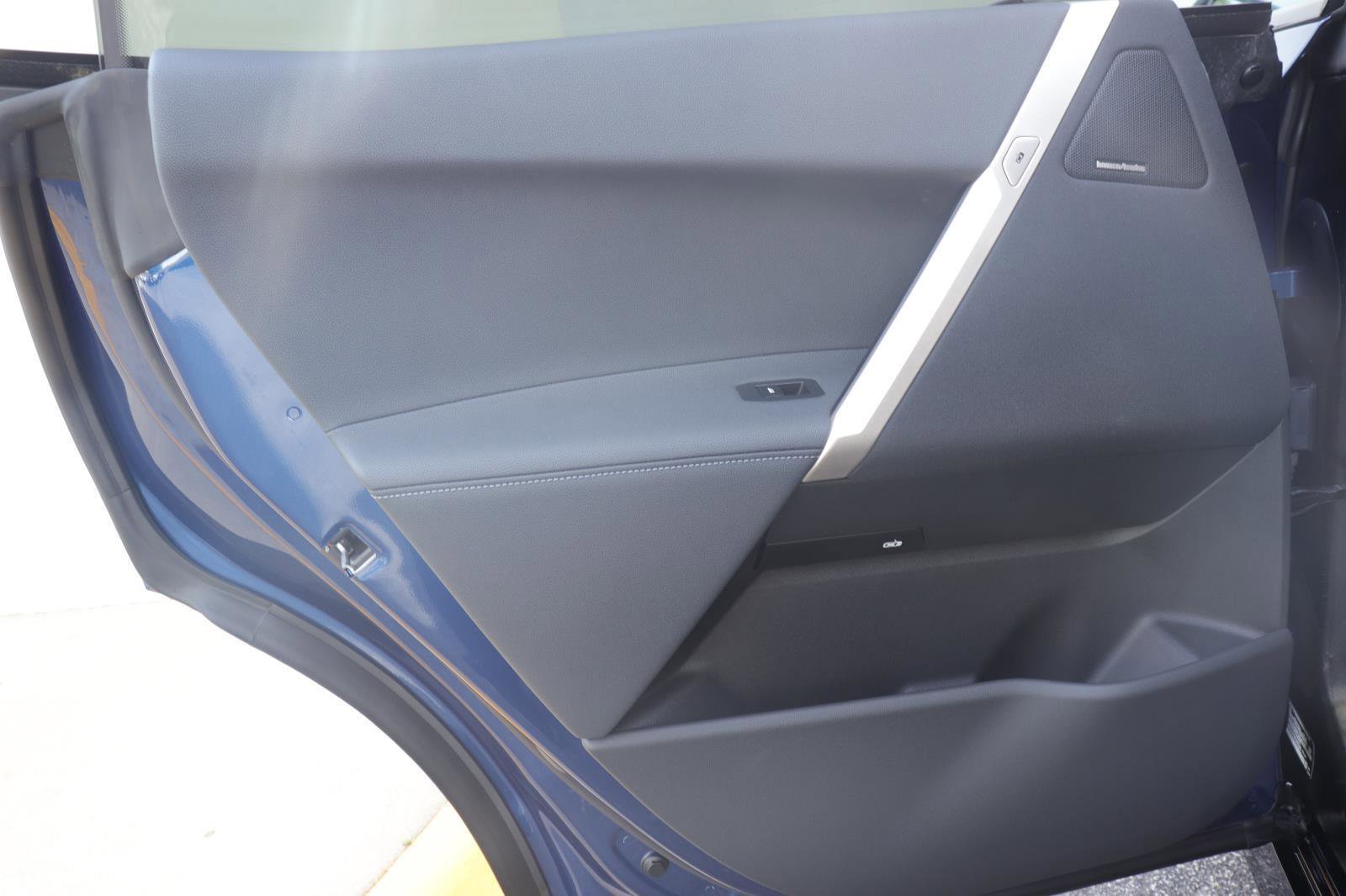 Certified 2024 BMW iX xDrive50 w/ Sport Package image 12