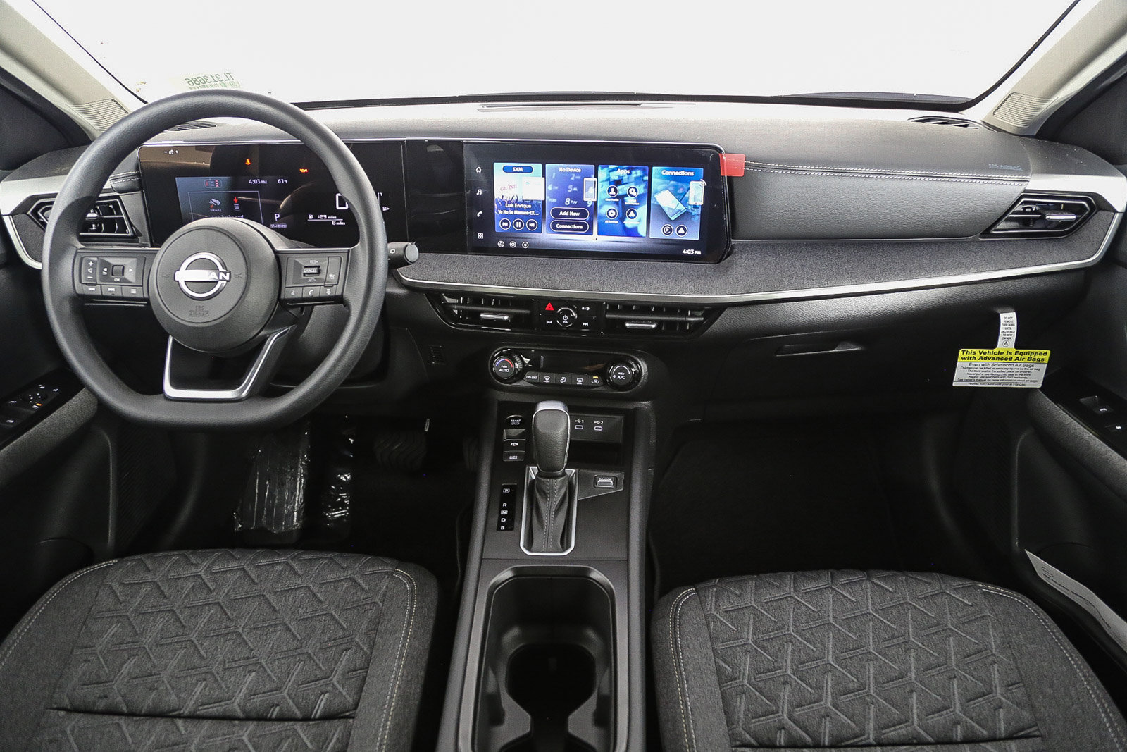 New 2026 Nissan Kicks SV w/ Illumination Package FWD image 14