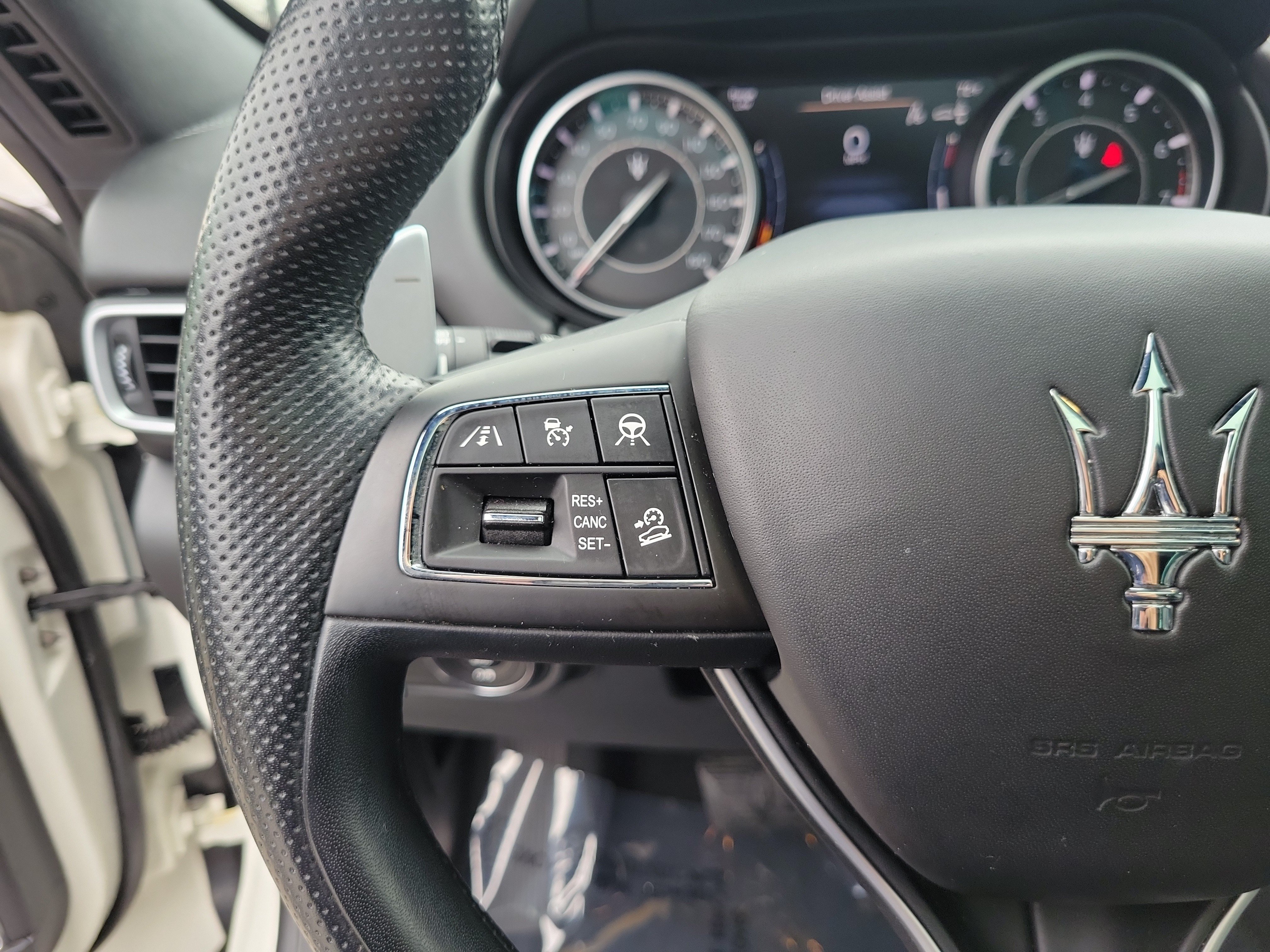 Used 2023 Maserati Levante GT AWD/4WD image 22