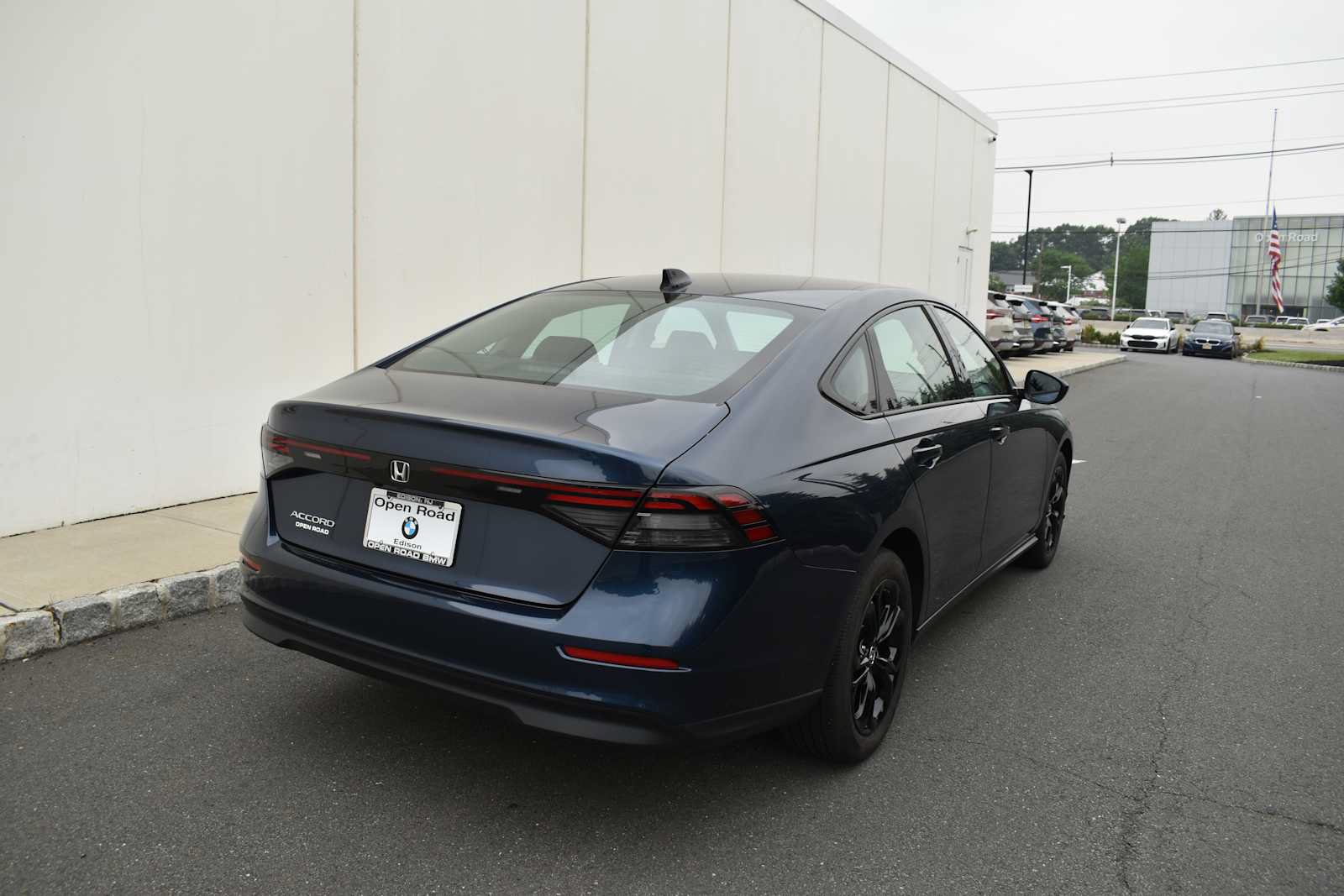 Used 2025 Honda Accord SE image 5