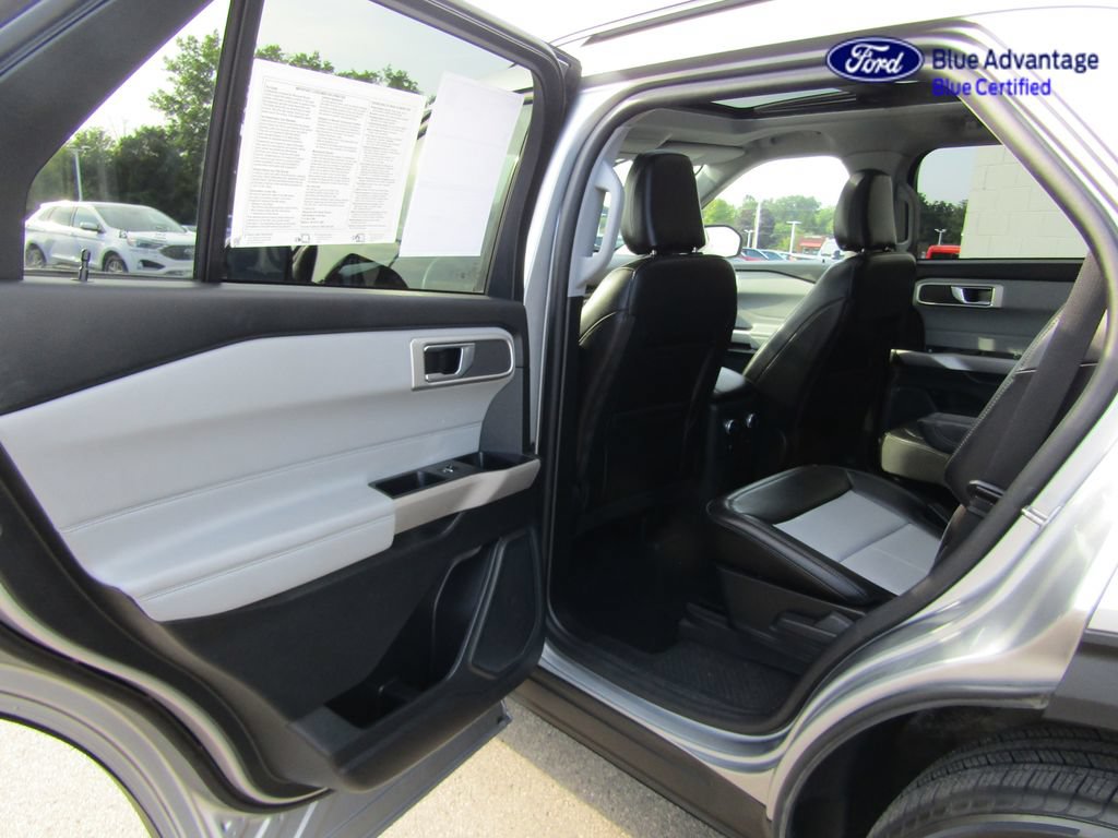 Certified 2024 Ford Explorer XLT w/ Equipment Group 202A AWD/4WD image 19
