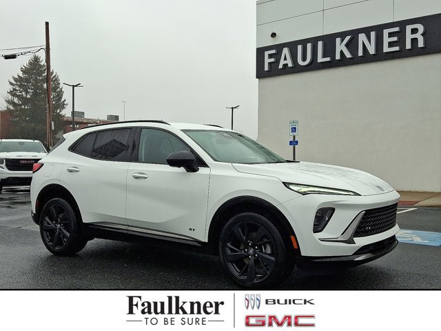 Used 2025 Buick Envision Sport Touring video 1