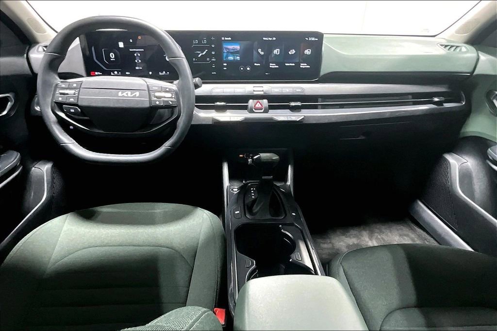 Used 2025 Kia K4 EX FWD image 18