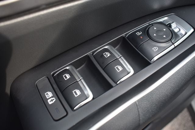 New 2026 Kia Sorento LX FWD image 21