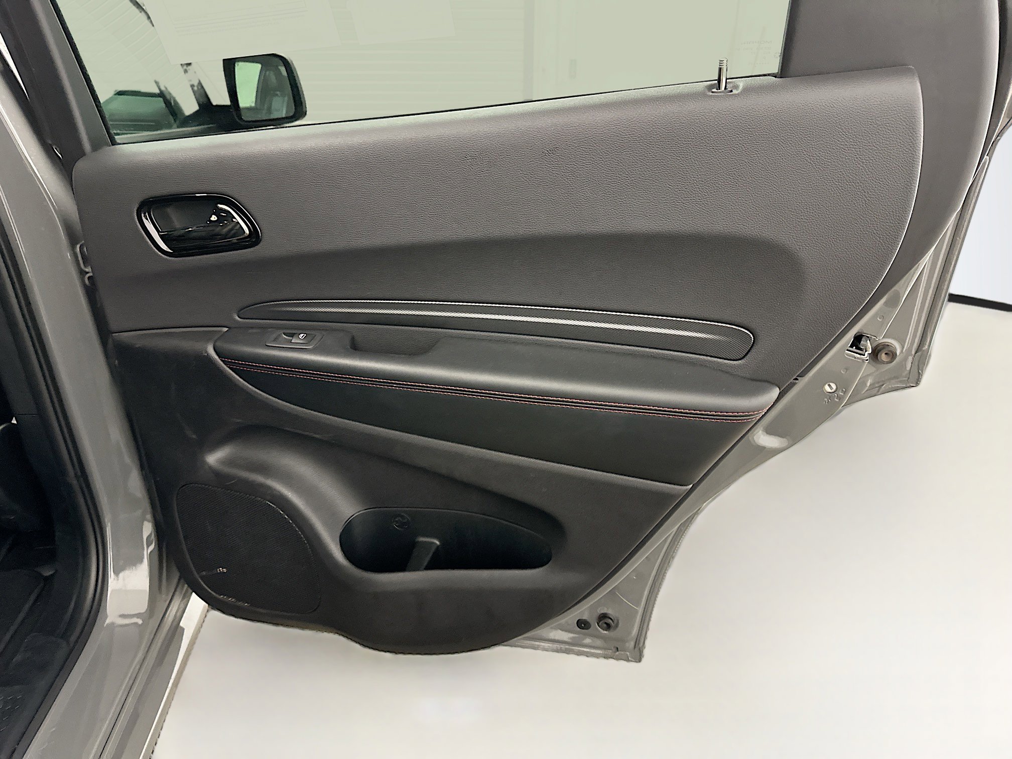 Used 2025 Dodge Durango GT image 34