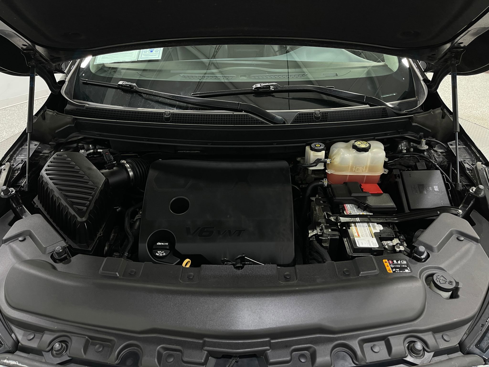 Used 2019 Buick Enclave Premium w/ Experience Buick Package FWD image 29