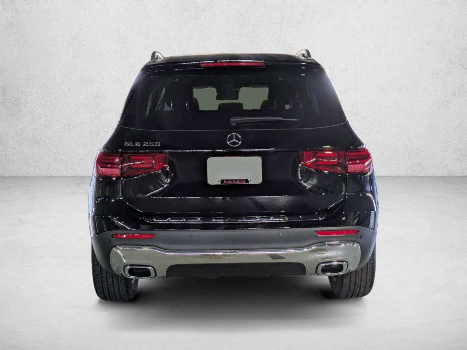 Certified 2025 Mercedes-Benz GLB 250 image 6