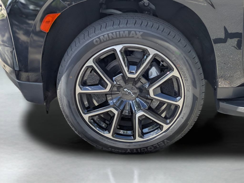 Used 2024 Chevrolet Suburban RST RWD image 30