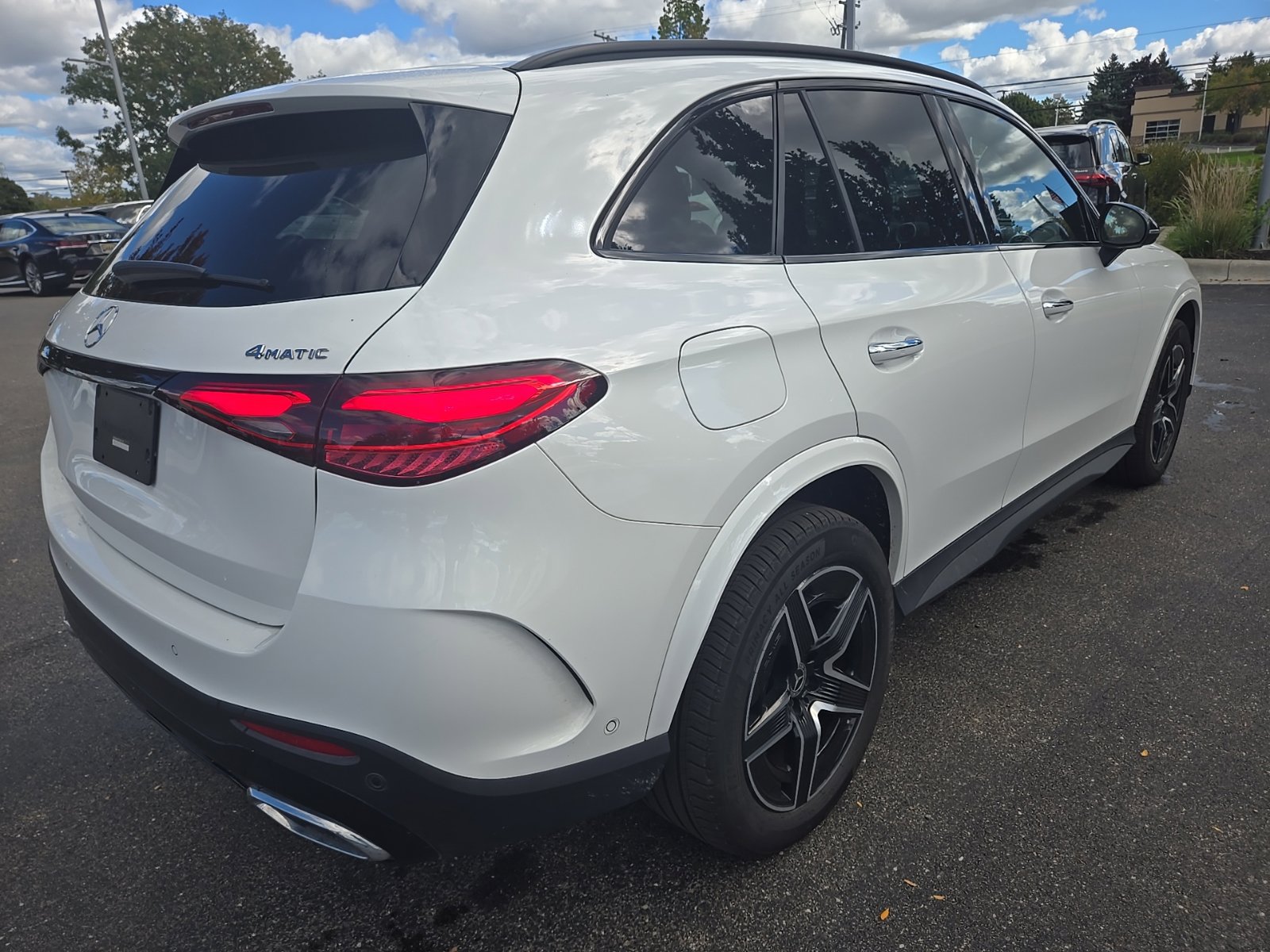 Certified 2026 Mercedes-Benz GLC 300 4MATIC image 5
