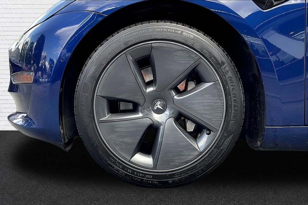 Used 2022 Tesla Model 3 Standard Range RWD image 32