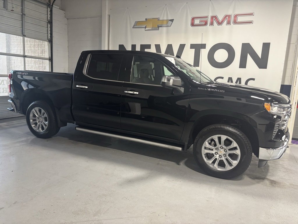 New 2025 Chevrolet Silverado 1500 LTZ w/ Technology Package image 31