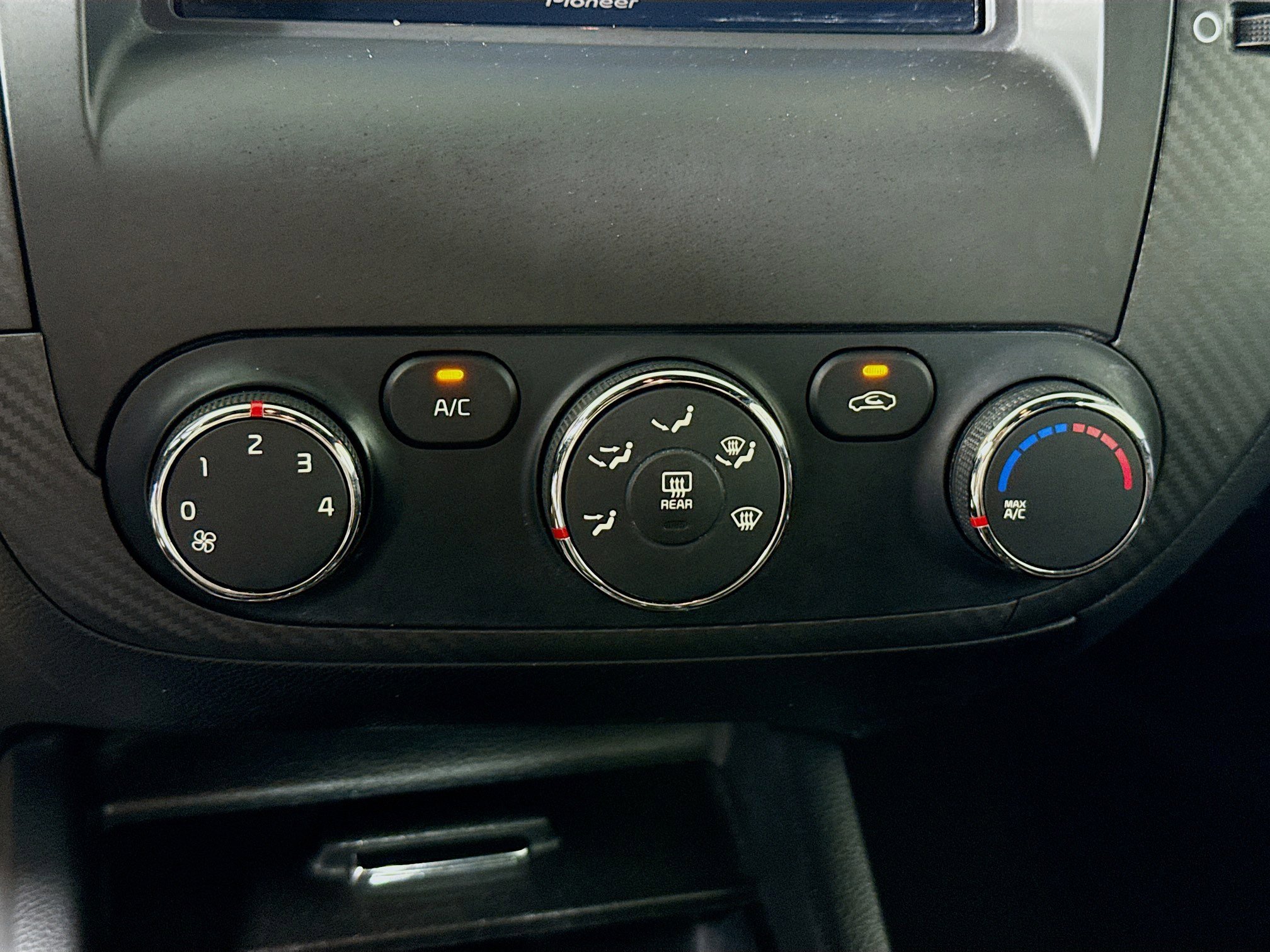 Used 2016 Kia Forte SX image 17