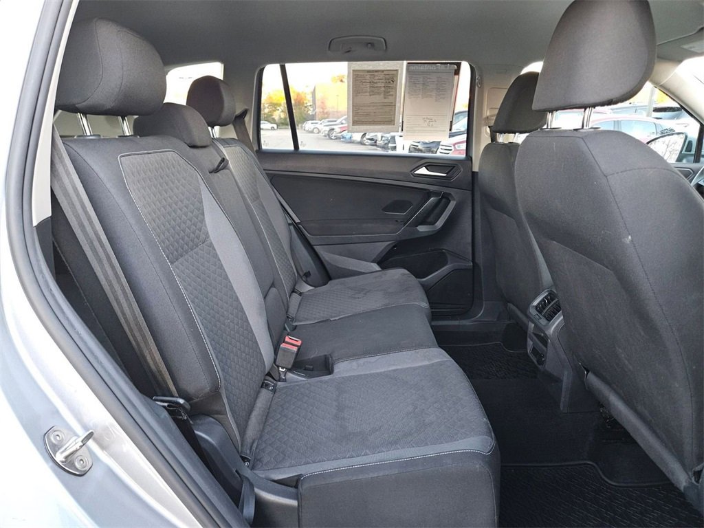 Used 2021 Volkswagen Tiguan S image 30