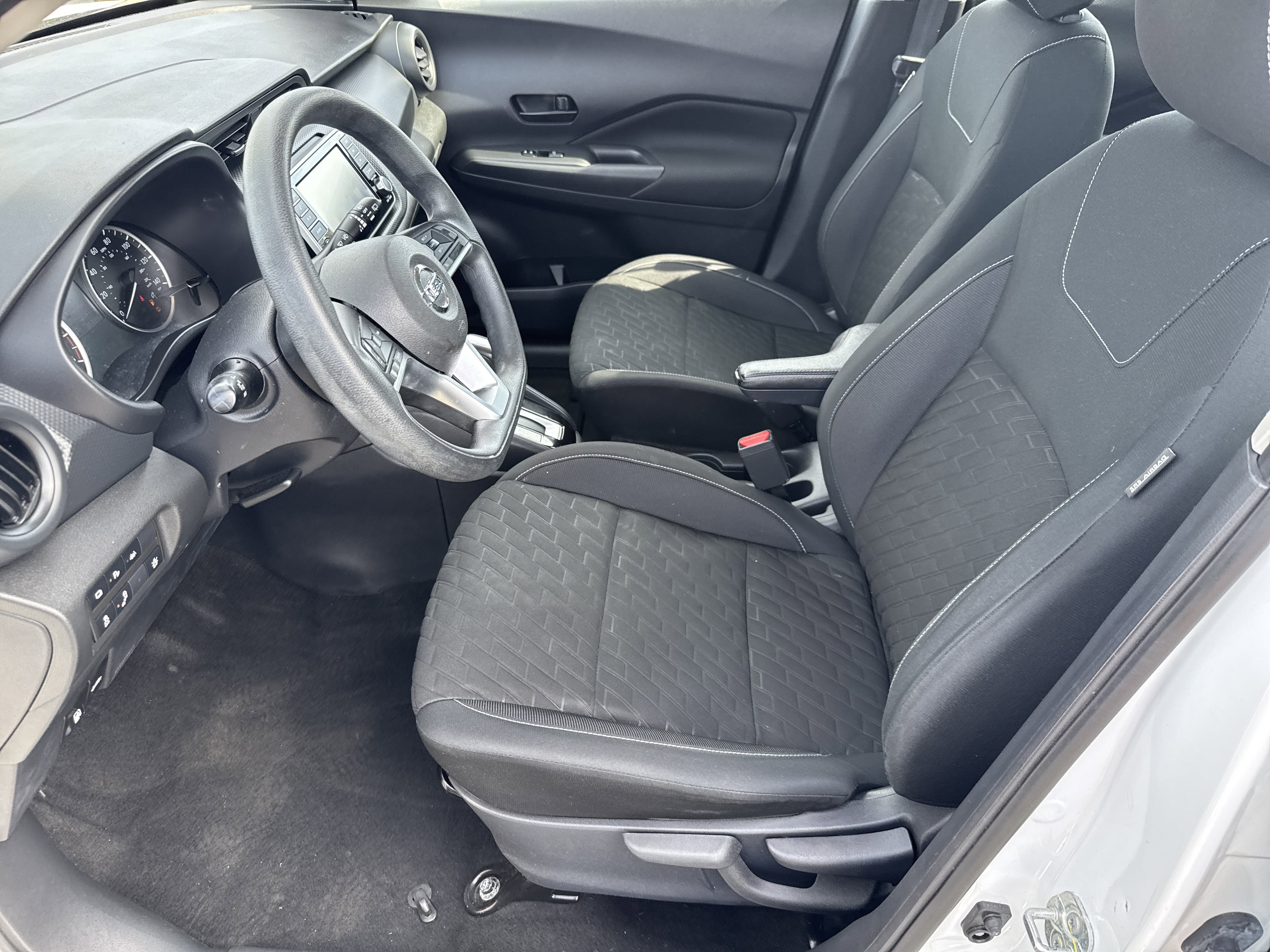 Used 2021 Nissan Kicks S FWD image 10