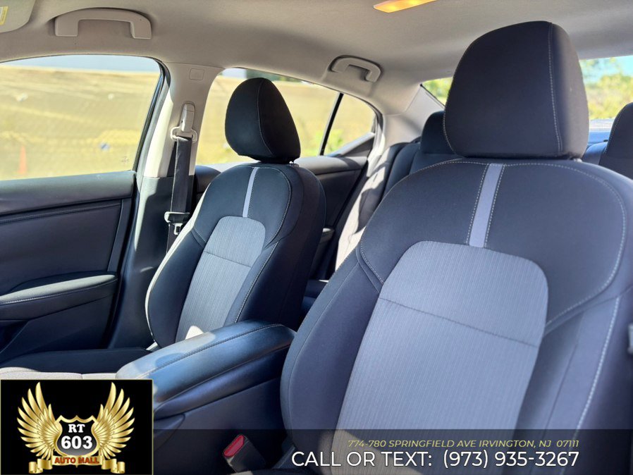 Used 2024 Nissan Sentra SV FWD image 17