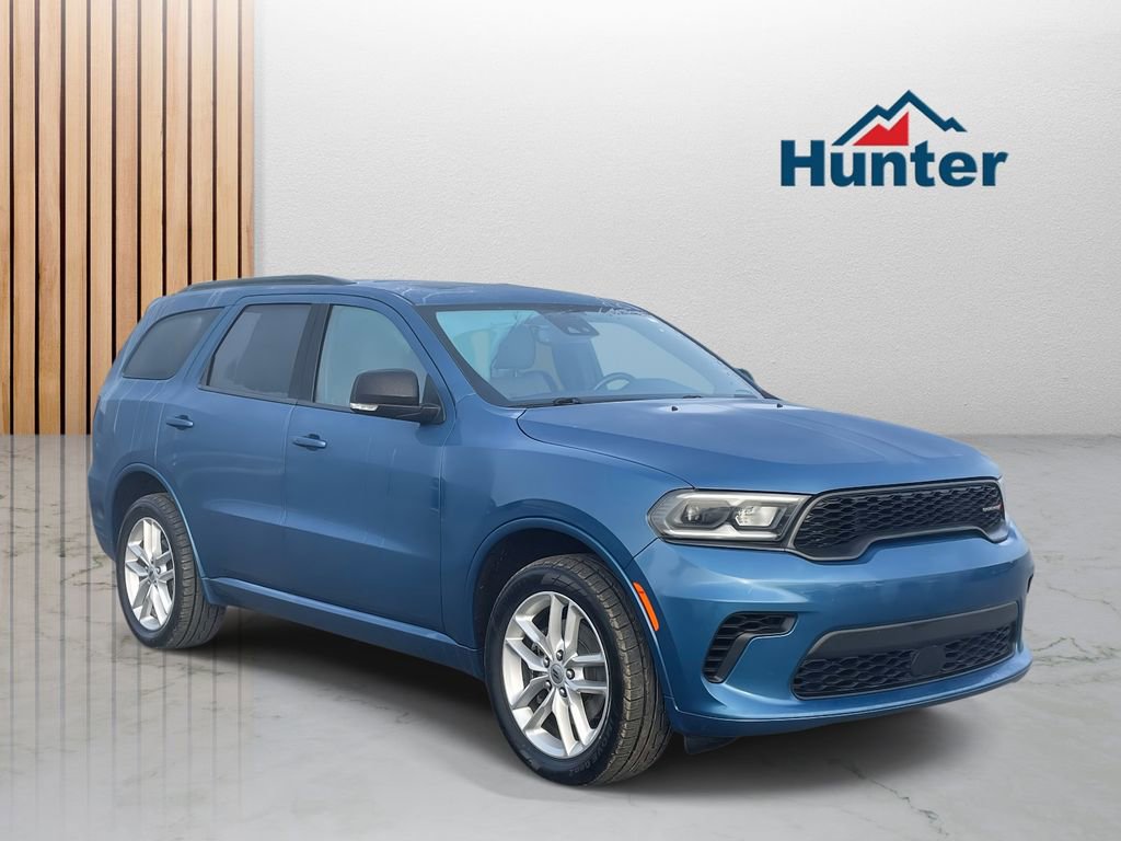 Used 2024 Dodge Durango GT image 1