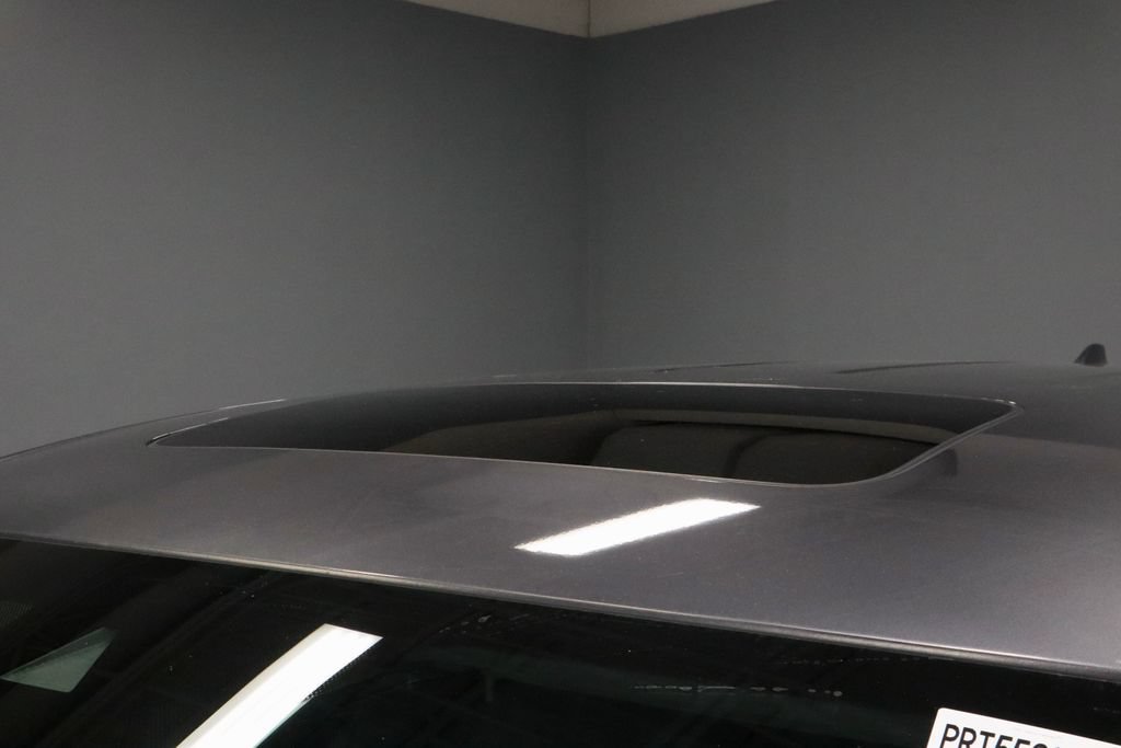 Used 2024 Honda Odyssey Touring image 34