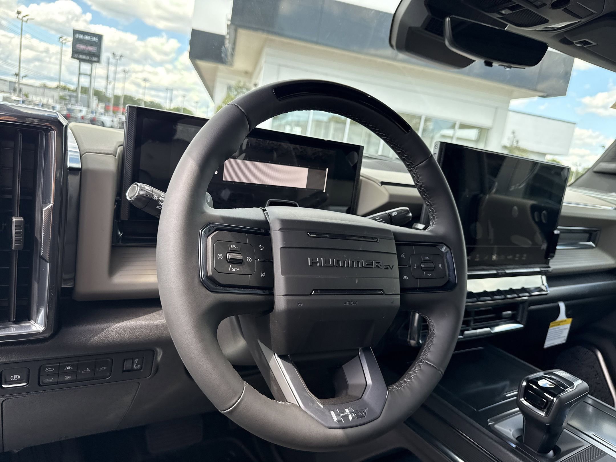 New 2026 GMC Hummer EV 4x4 Crew Cab image 12