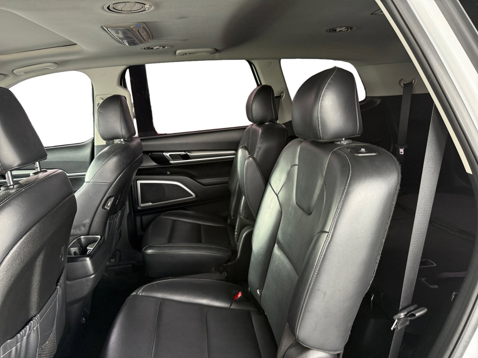 Used 2020 Kia Telluride S FWD image 11