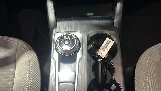 Used 2022 Ford Escape SE w/ SE Sport Appearance Package image 20